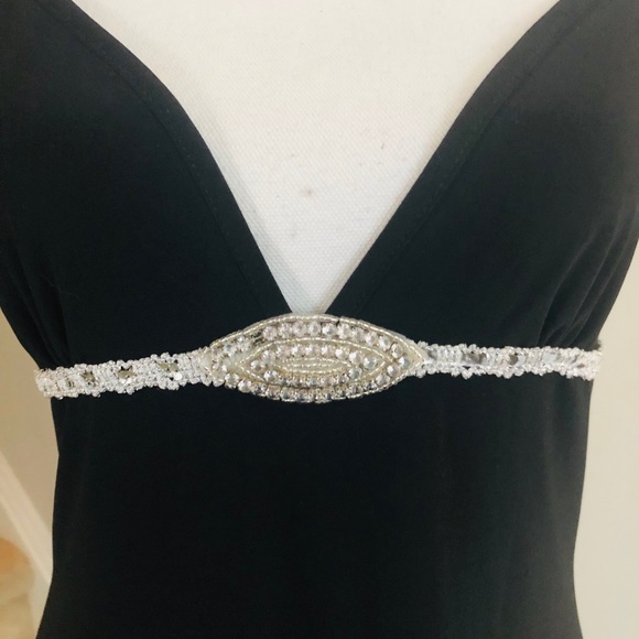 VTG Glitzy deep v-neck stretchy tank - Picture 4 of 6